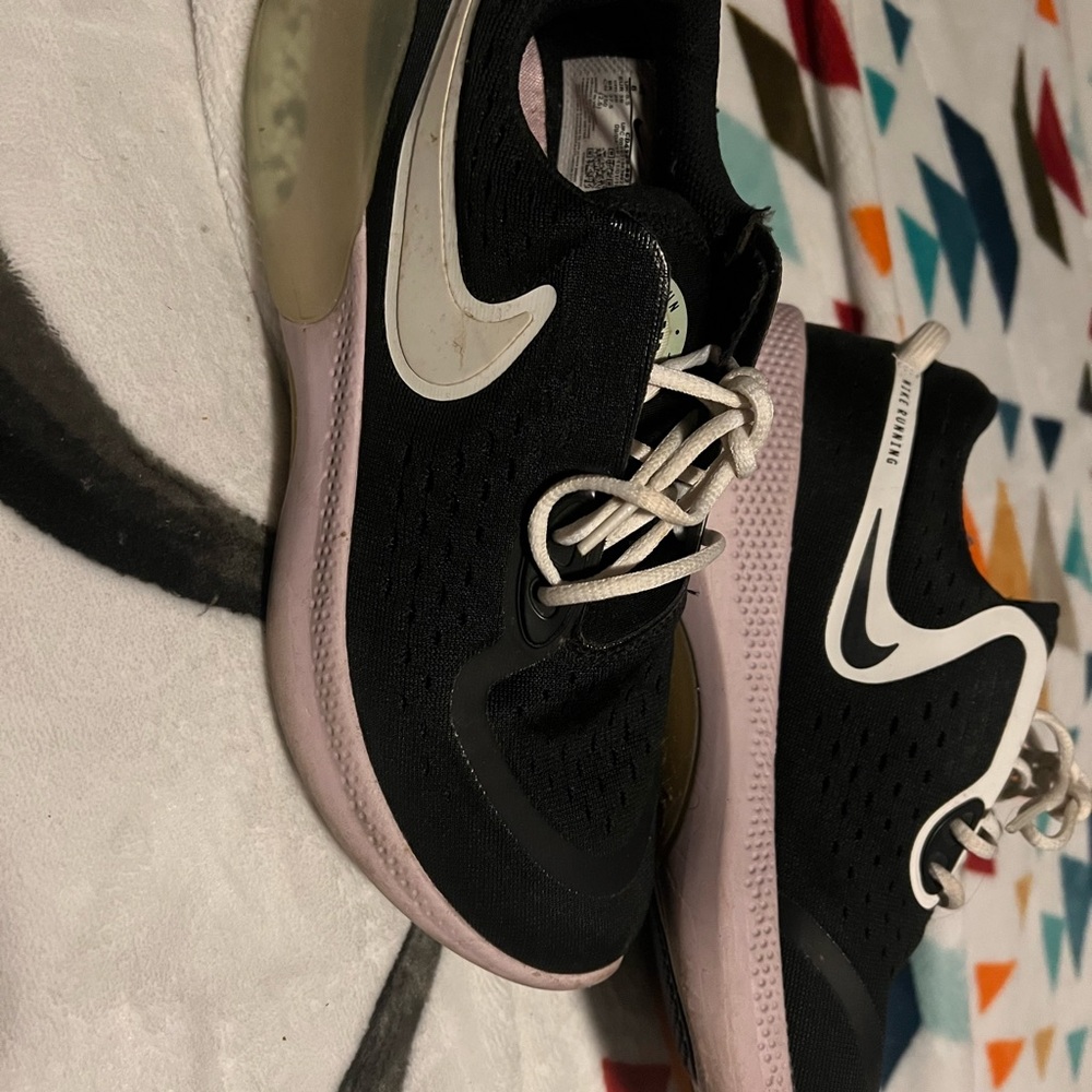 Nike Black and White Sneakers